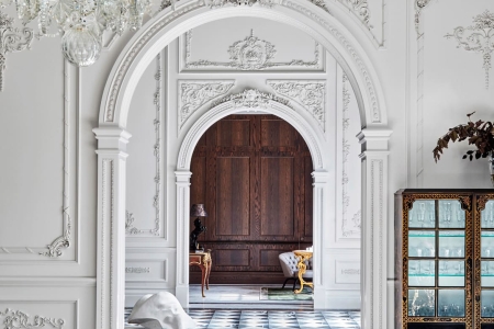 Phong cách kiến trúc tân cổ điển: Đặc điểm, ưu nhược điểm và khi nào nên áp dụng